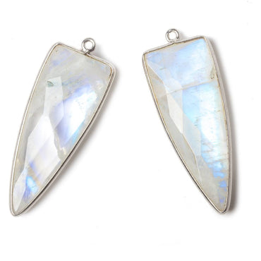 40x16mm Silver .925 Bezel Rainbow Moonstone Point 1 ring Pendant 1 piece (ONLINE ORDER ONLY)
