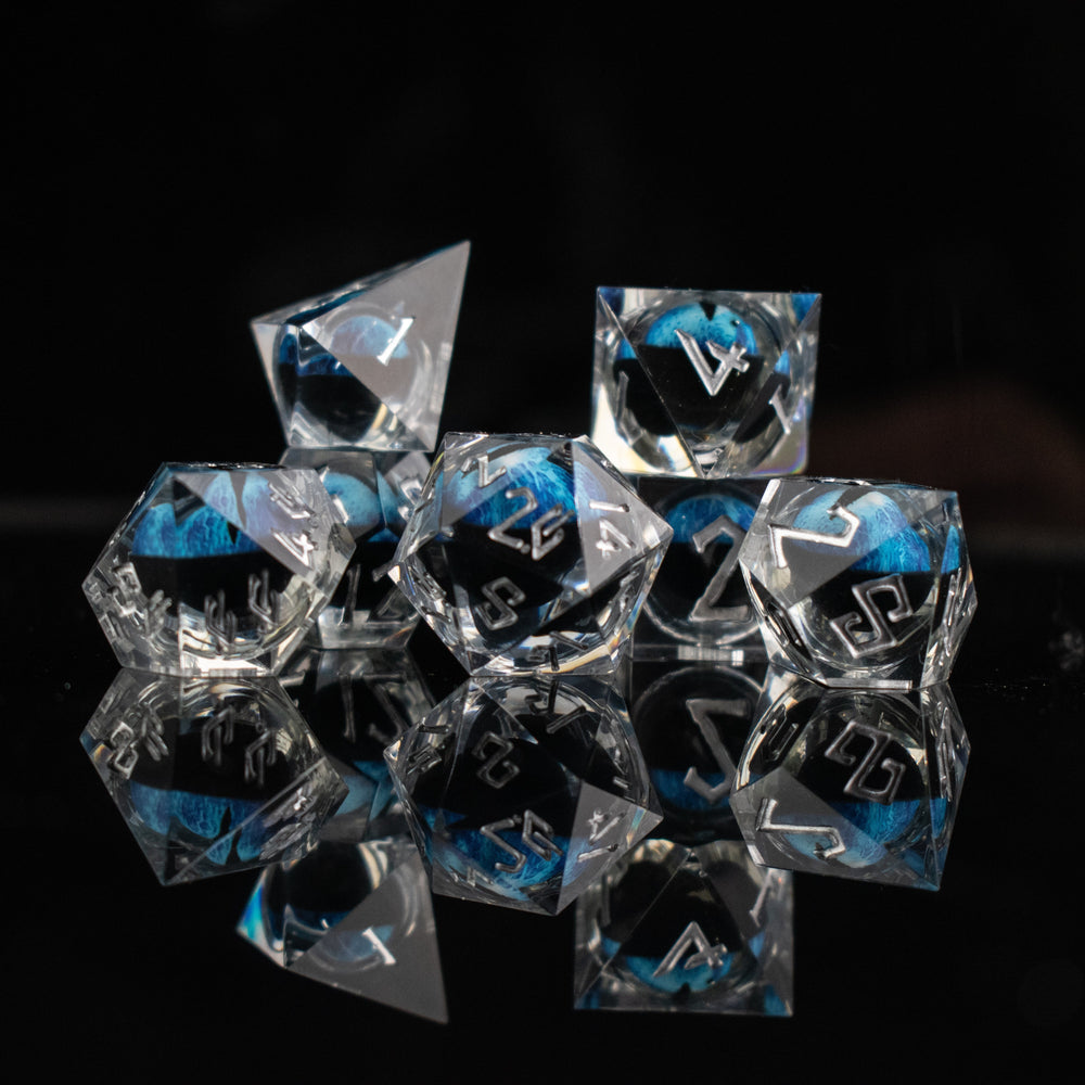 Legacy of Blue Eyes Liquid Core Dice Set - Silver (ONLINE ORDER ONLY)