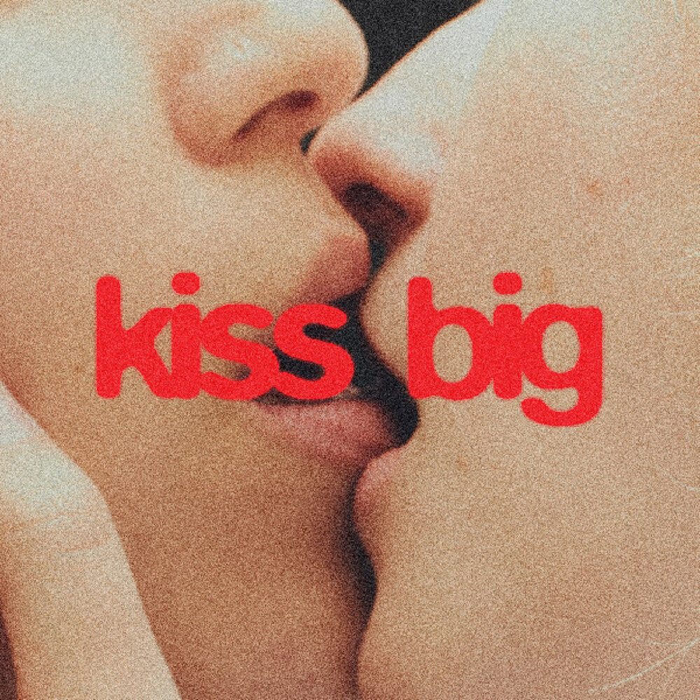 Kiss Big [Red]