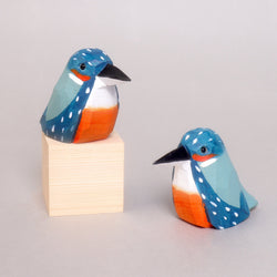 Hand-Carved Wooden Bird Figurine – Hummingbird (ONLINE ORDER ONLY)