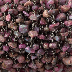 4x4-10x6mm Matte Ruby in Zoisite Chips Black Gold plated Chain by the foot 36 pieces (ONLINE ORDER ONLY)