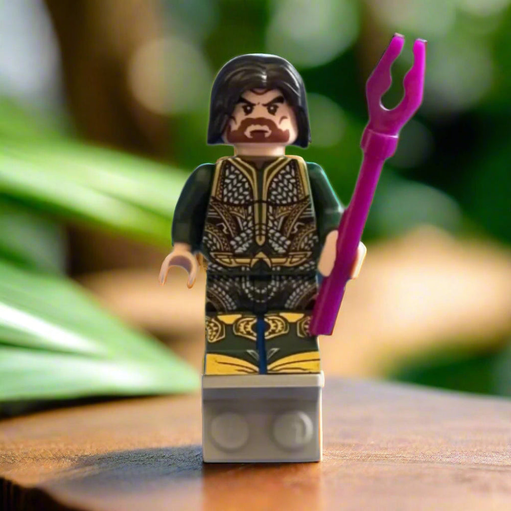 Aquaman Minifigure (ONLINE ORDER ONLY)
