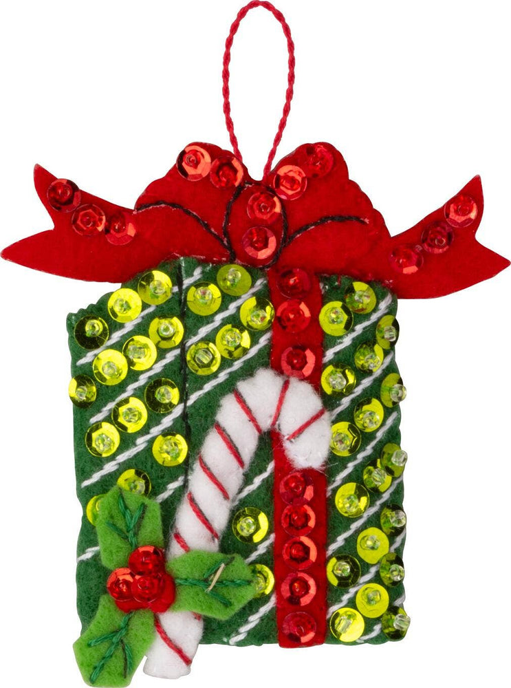 Bucilla North Pole This Way Felt Ornament Kit – Set of 6 Festive Christmas Ornaments (ONLINE ORDER ONLY)