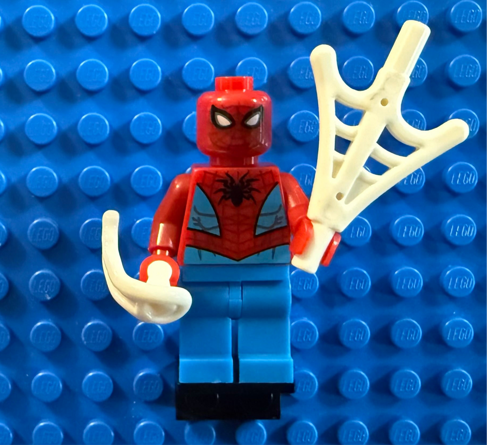 Classic Spiderman Minifigure (ONLINE ORDER ONLY)