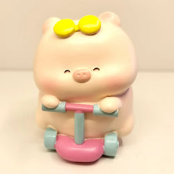 TOURIST PIGGY FIGURINE BLIND BOX (1 Blind Box) (ONLINE ORDER ONLY)