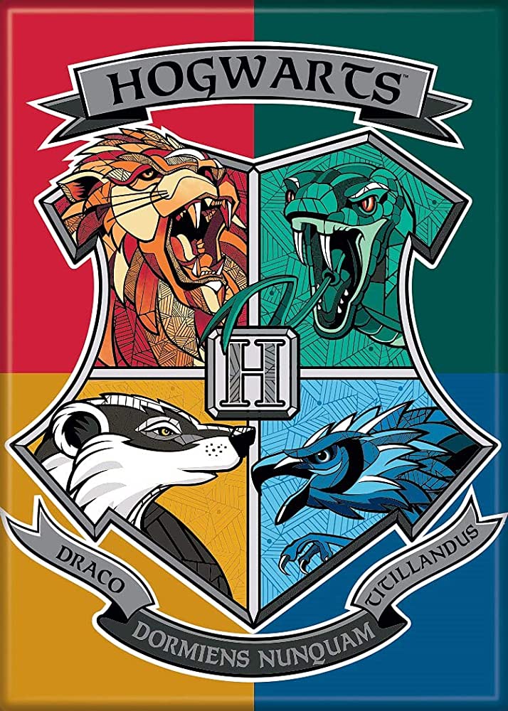 Harry Potter: Hogwarts Crest Magnet (ONLINE ORDER ONLY)