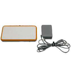 New Nintendo 2DS XL White + Orange - Nintendo 3DS (ONLINE ORDER ONLY)