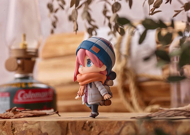 Laid-Back Camp Nendoroid 1623 Nadeshiko Kagamihara: Solo Camp Ver. Figure (ONLINE ORDER ONLY)