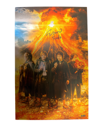 Fan Expo Chicago Lord of the Rings Exclusive Signed by Elijah Wood