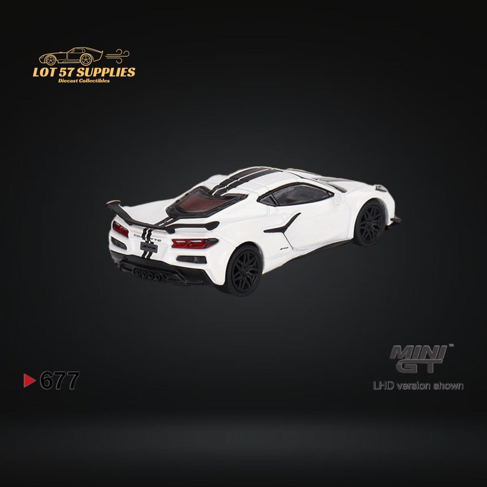 Mini-GT Chevrolet Corvette Z06 2023 Arctic White #677 1:64 MGT00677 (ONLINE ORDER ONLY)