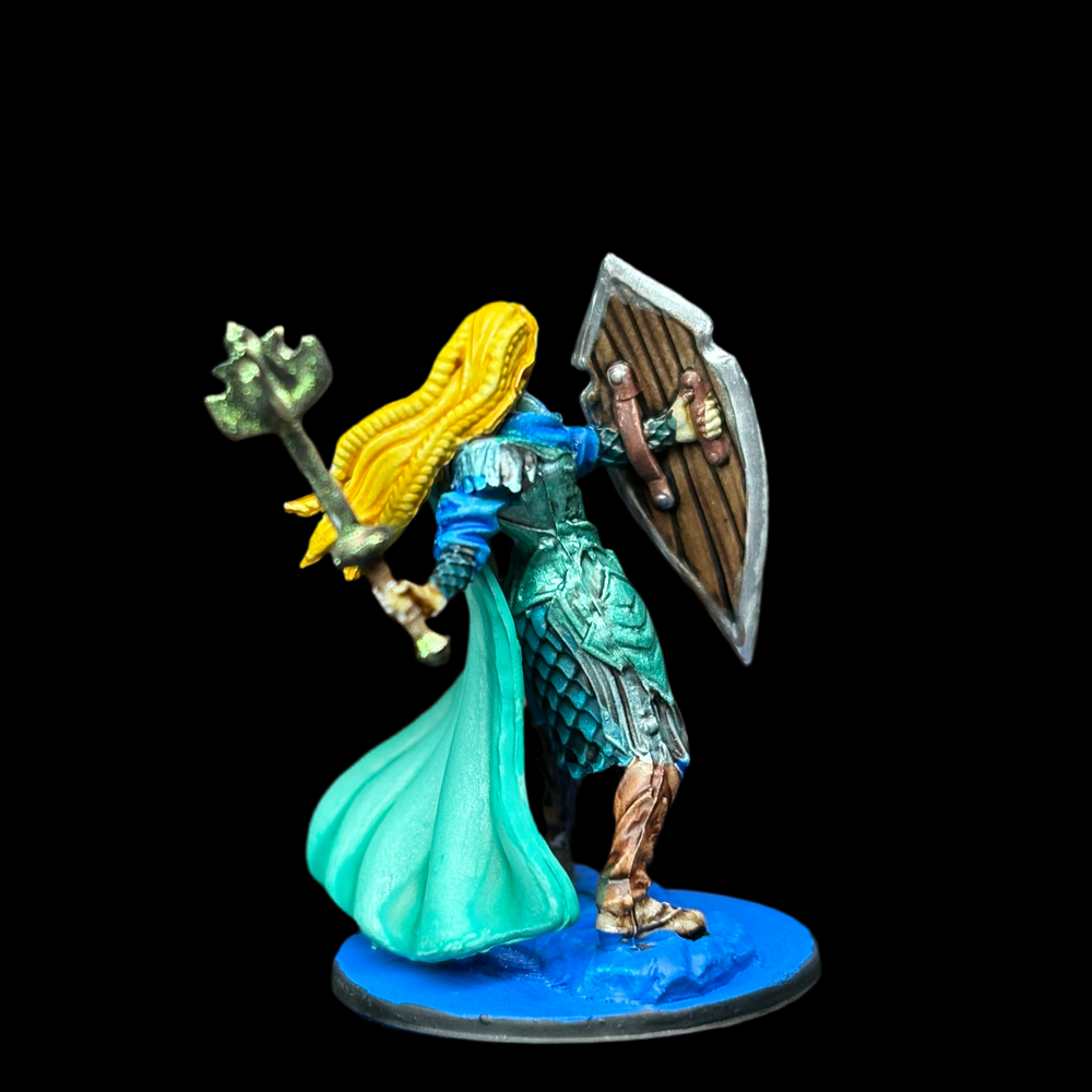 Sea Elf Cleric (ONLINE ORDER ONLY)