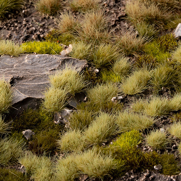 Gamers Grass Tufts: Light Green 4mm- Small (ONLINE ORDER ONLY)