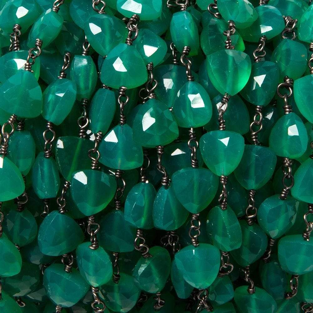 8mm Green Onyx triangle Black Gold plated Chain by the foot 22pcs (ONLINE ORDER ONLY)