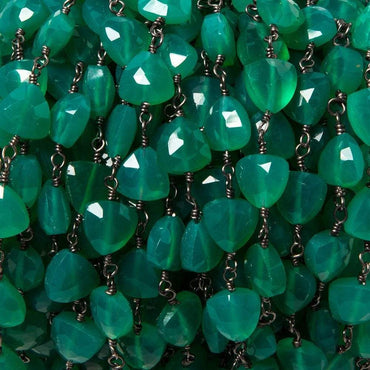 8mm Green Onyx triangle Black Gold plated Chain by the foot 22pcs (ONLINE ORDER ONLY)