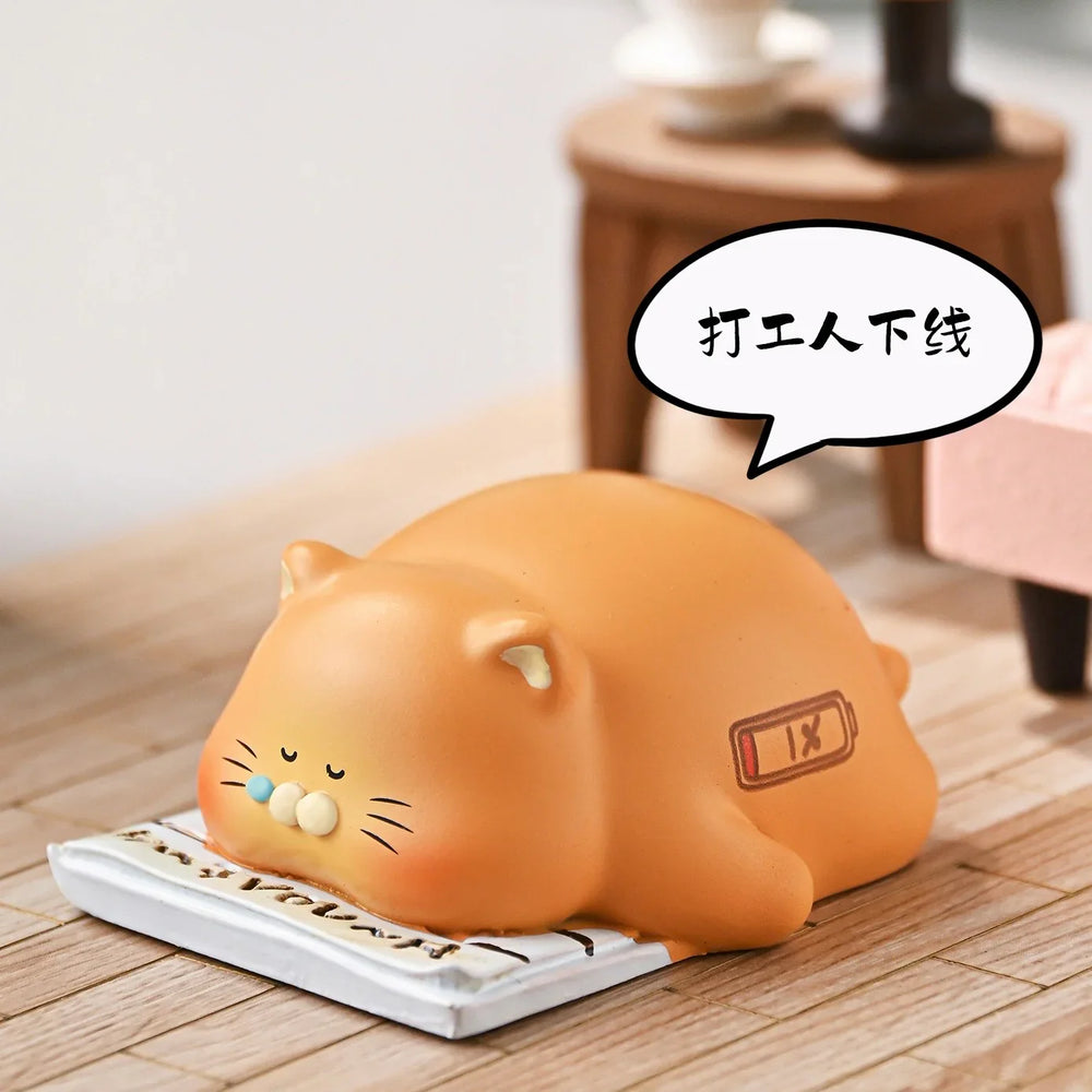 OFFICE CATS FIGURINE BLIND BOX (1 Blind Box) (ONLINE ORDER ONLY)