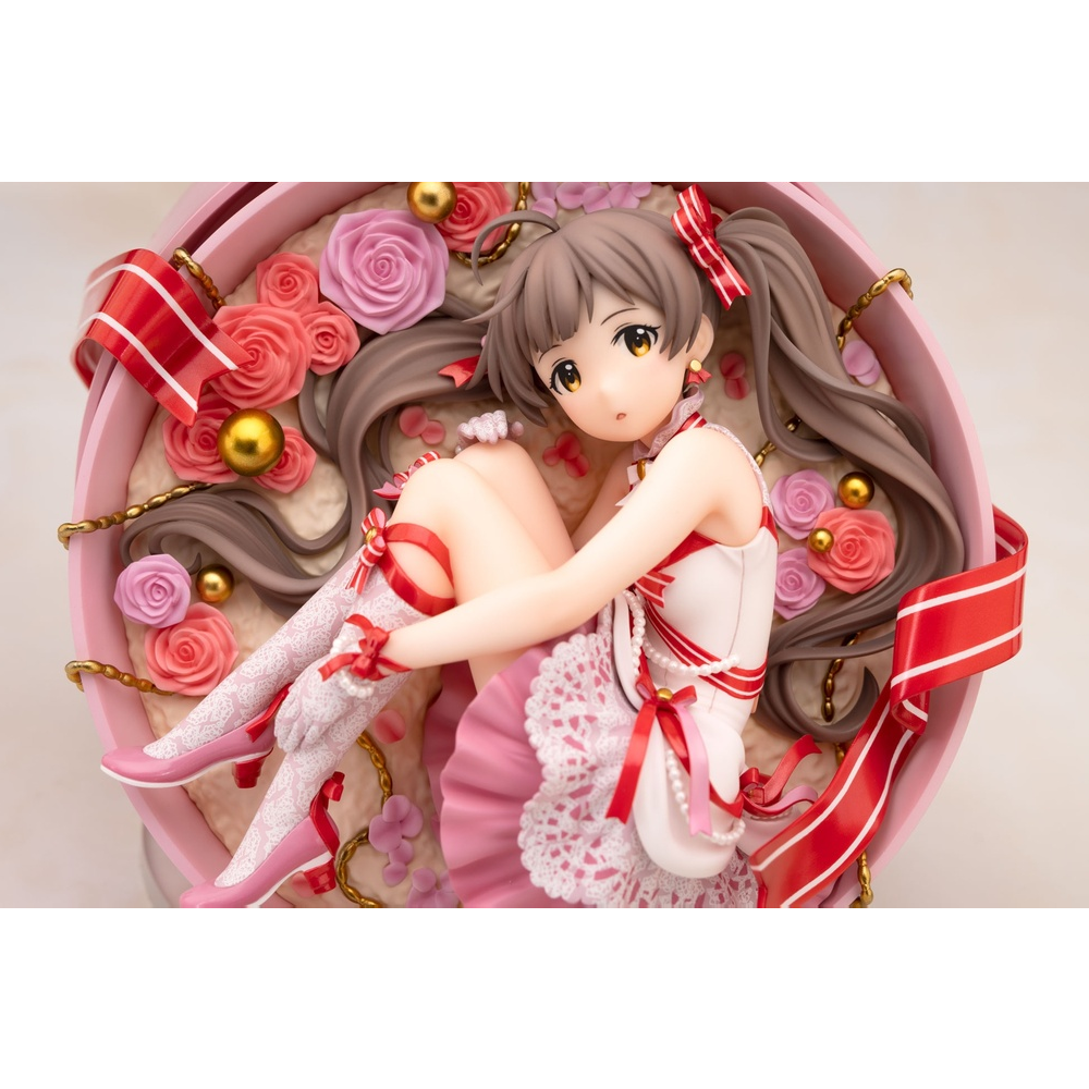 AmiAmi: The Idolmaster Million Live! - Serika Hakozaki (Pure Present Ver.) 1/7 Scale Figure (ONLINE ORDER ONLY)