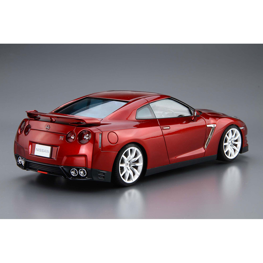 Aoshima: 1/24 Nissan R35 GT-R Pure Edition '14 Scale Model Kit #03 (ONLINE ORDER ONLY)