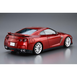 Aoshima: 1/24 Nissan R35 GT-R Pure Edition '14 Scale Model Kit #03 (ONLINE ORDER ONLY)