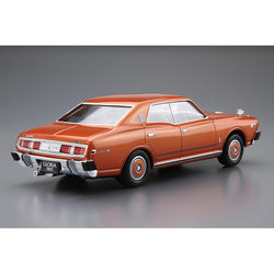 Aoshima: 1/24 Nissan P332 Cedri/Gloria 4HT 280E Brougham '78 Scale Model Kit #53 (ONLINE ORDER ONLY)