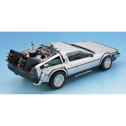 Aoshima: Back to the Future Part II DeLorean 1/24 Scale Model Kit #BT-02 (ONLINE ORDER ONLY)
