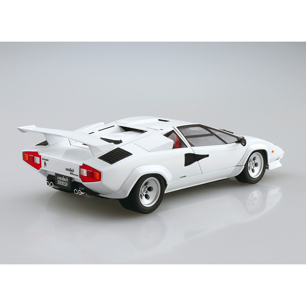 Aoshima: Initial D - 85' Lamborghini Countach 5000QV 1/32 Scale Model Kit #9 (ONLINE ORDER ONLY)