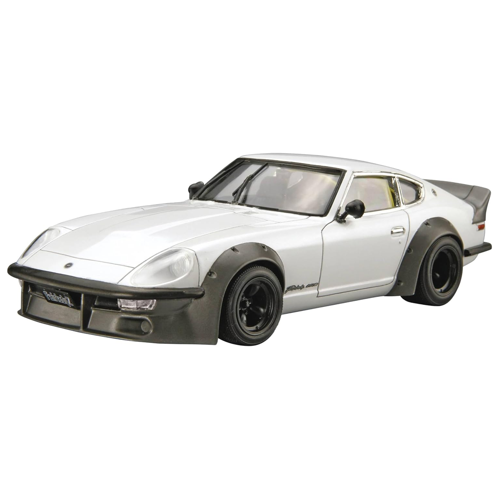 Aoshima: 1/24 NISSAN S30 Fairlady Z AERO CUSTOM Ver. 2 '75 Scale Model Kit #128 (ONLINE ORDER ONLY)