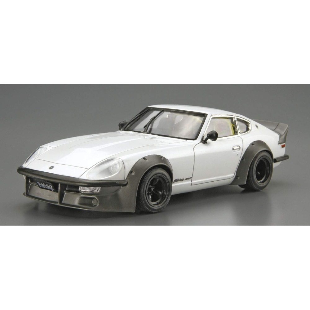 Aoshima: 1/24 NISSAN S30 Fairlady Z AERO CUSTOM Ver. 2 '75 Scale Model Kit #128 (ONLINE ORDER ONLY)