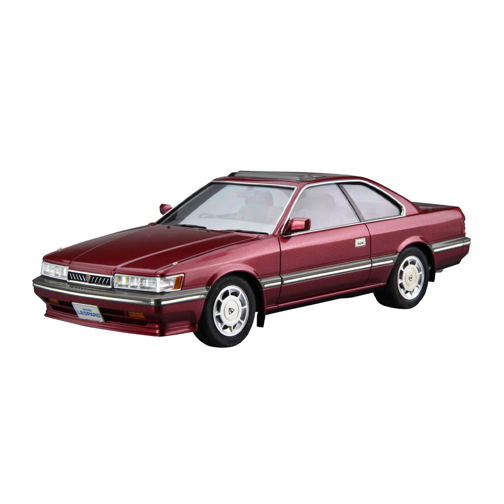 Aoshima: 1/24 Nissan UF31 Leopard 3.0 Ultima '86 Scale Model Kit #61 (ONLINE ORDER ONLY)
