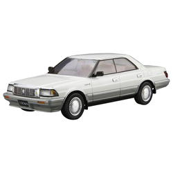 Aoshima: 1/24 Toyota UZS131 Crown Royalsaloon G '89 Scale Model Kit #87 (ONLINE ORDER ONLY)