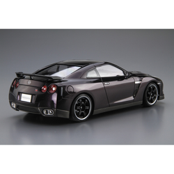 Aoshima: 1/24 NISSAN R35 GT-R Spec-V '09 Scale Model Kit #35 (ONLINE ORDER ONLY)