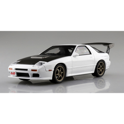 Aoshima: Initial D - Takahashi Ryosuke FC3S RX-7 [Comics Vol. 41 Hakone Battle Ver.] Scale Model Kit #I-3 (ONLINE ORDER ONLY)