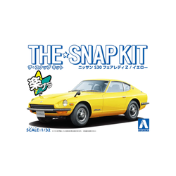 Aoshima: 1/32 The Snap Kit Nissan S30 Fairlady Z (Yellow) Scale Model Kit #13-C (ONLINE ORDER ONLY)