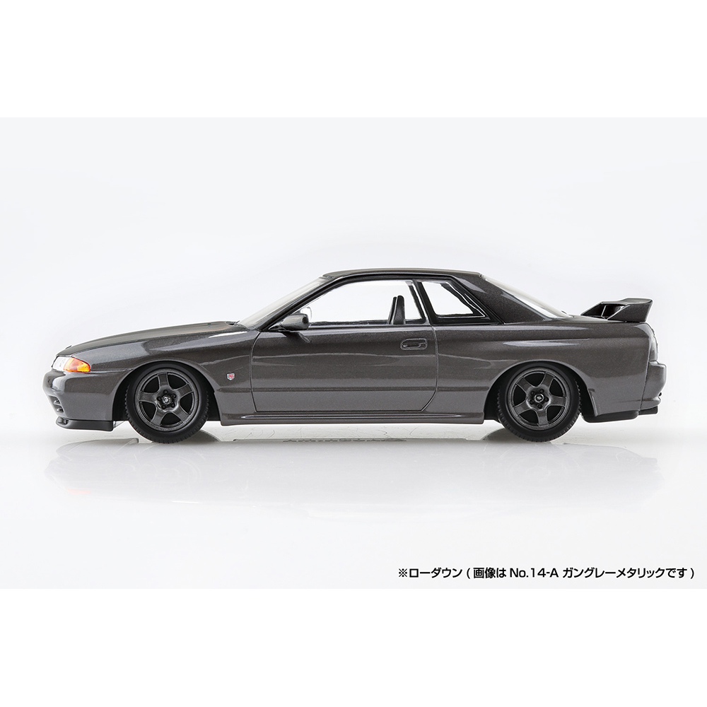 Aoshima: 1/32 The Snap Kit Nissan R32 Skyline GT-R (Gun-Gray Metallic) Scale Model Kit #14-A (ONLINE ORDER ONLY)