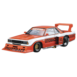 Aoshima: 1/24 NISSAN KY910 BLUEBIRD SUPER SILHOUETTE '83 Scale Model Kit #24 (ONLINE ORDER ONLY)