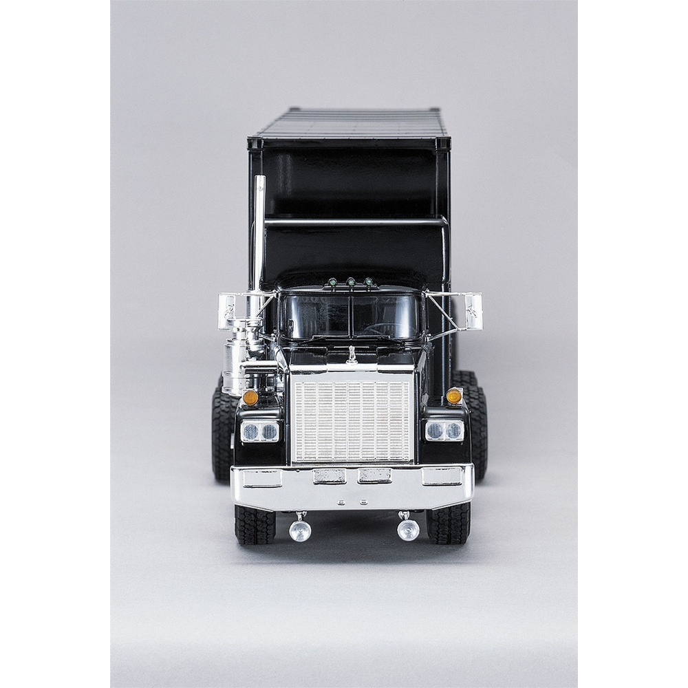 Aoshima: 1/28 KNIGHT TRAILER TRUCK Scale Model Kit #KR-05 (ONLINE ORDER ONLY)