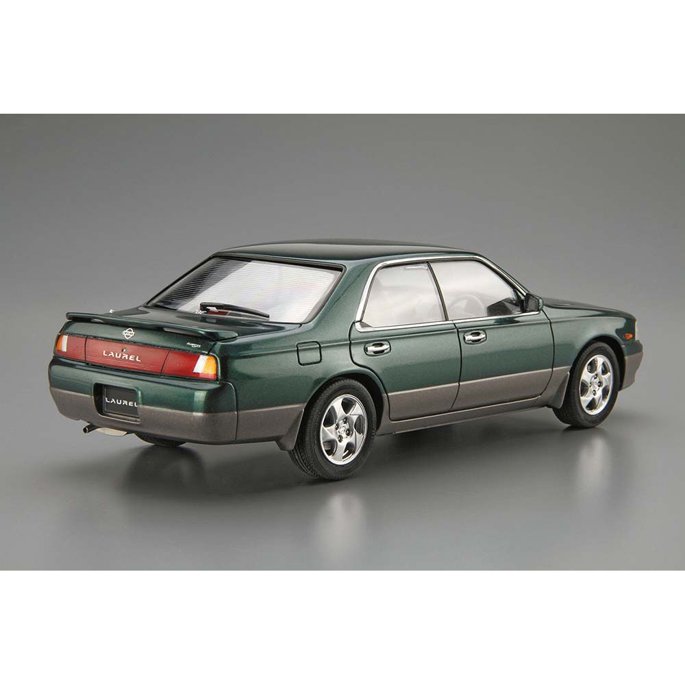Aoshima: 1/24 GC34 Laurel Medalist V/Club S '93 Scale Model Kit #139 (ONLINE ORDER ONLY)