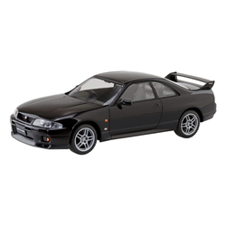 Aoshima: 1/32 The Snap Kit Nissan R33 Skyline GT-R (Black) Scale Model Kit #15 (ONLINE ORDER ONLY)