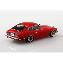 Aoshima: 1/32 The Snap Kit Nissan S30 Fairlady Z Custom Wheel (Red) Scale Model Kit #13-SP1 (ONLINE ORDER ONLY)