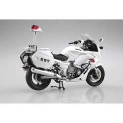 Aoshima: 1/12 Scale Yamaha FJR1300P Police Die-Cast Motorcycle (ONLINE ORDER ONLY)