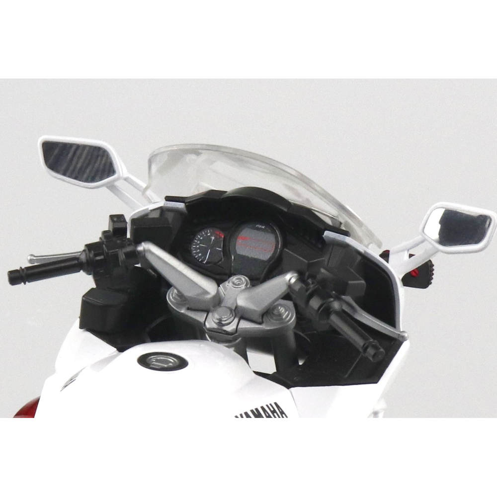 Aoshima: 1/12 Scale Yamaha FJR1300P Police Die-Cast Motorcycle (ONLINE ORDER ONLY)