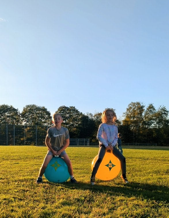 Set of 2 Hop Ball Race Set (ONLINE ORDER ONLY)