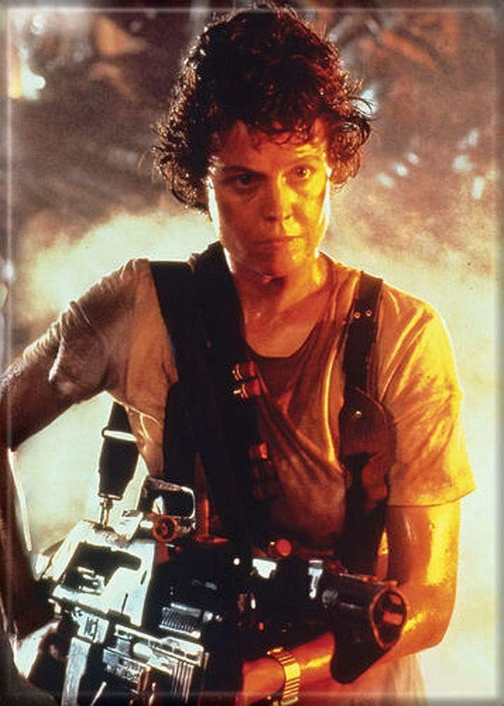 Alien Movie: Ripley Flame Thrower Magnet (ONLINE ORDER ONLY)