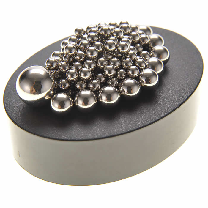 AZITG112 Magnetic Sculpture And Stress Relief Desk Set (ONLINE ORDER ONLY)