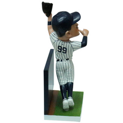 Aaron Judge New York Yankees Wall Catch Bobblehead (ONLINE ORDER ONLY)