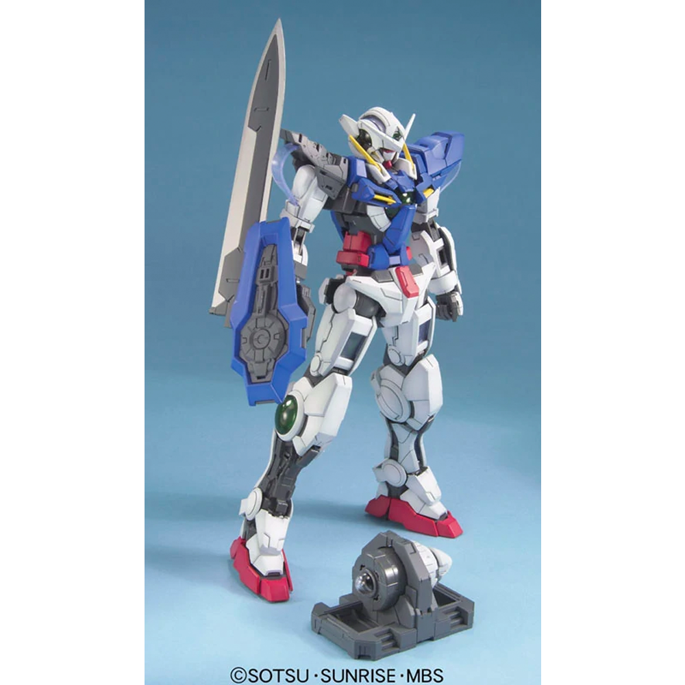 Bandai Spirits: Gundam 00 - MG 1/100 GN-001 Gundam Exia Model Kit (ONLINE ORDER ONLY)
