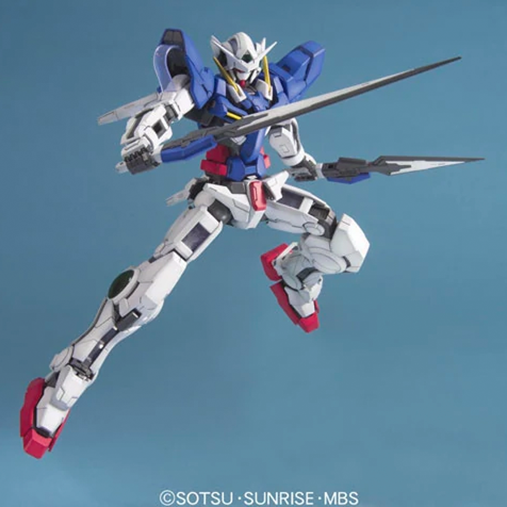 Bandai Spirits: Gundam 00 - MG 1/100 GN-001 Gundam Exia Model Kit (ONLINE ORDER ONLY)
