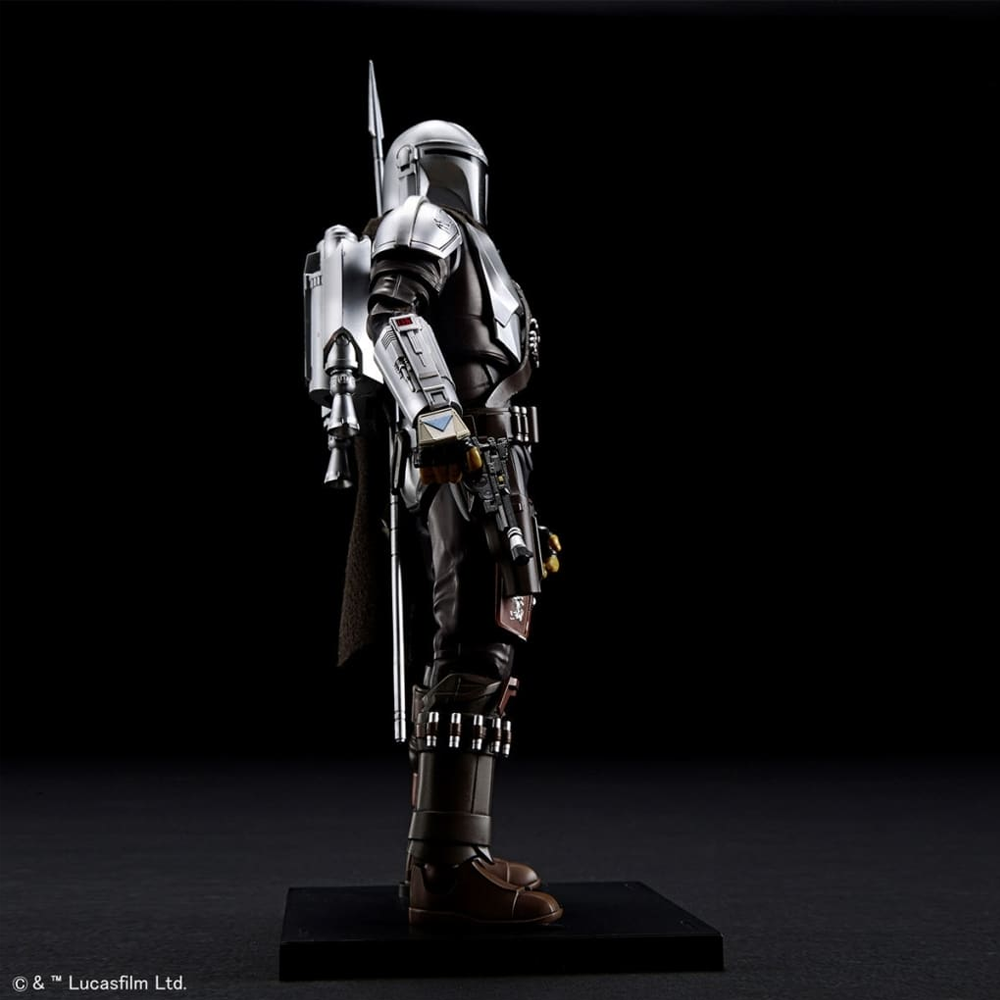 Bandai Spirits: Star Wars: Mandalorian - The Mandalorian Beskar Armor (Silver Coating Ver.) 1/12 Scale Model Kit (ONLINE ORDER ONLY)