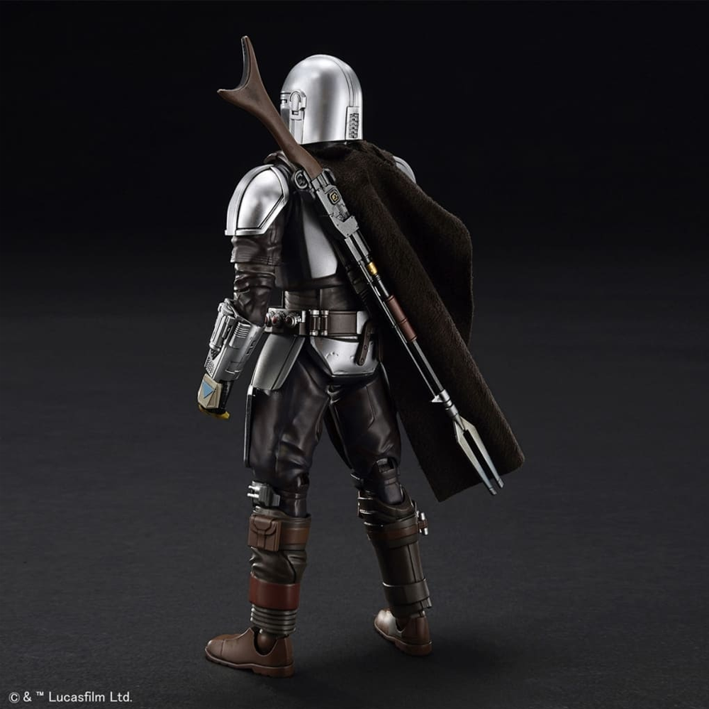 Bandai Spirits: Star Wars: Mandalorian - The Mandalorian Beskar Armor (Silver Coating Ver.) 1/12 Scale Model Kit (ONLINE ORDER ONLY)