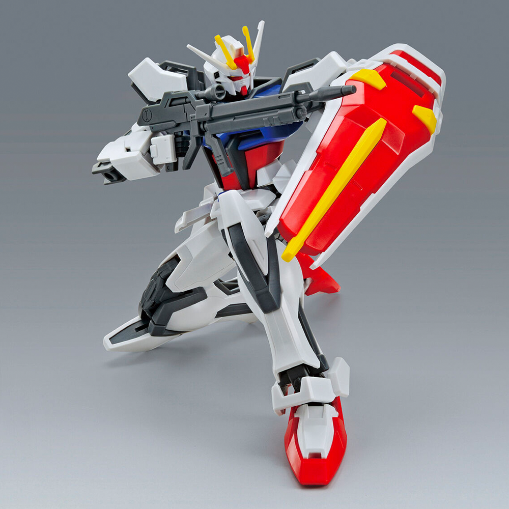 Bandai Spirits: Gundam - 1/144 GAT-X105 Strike Gundam Entry Grade Model Kit (ONLINE ORDER ONLY)