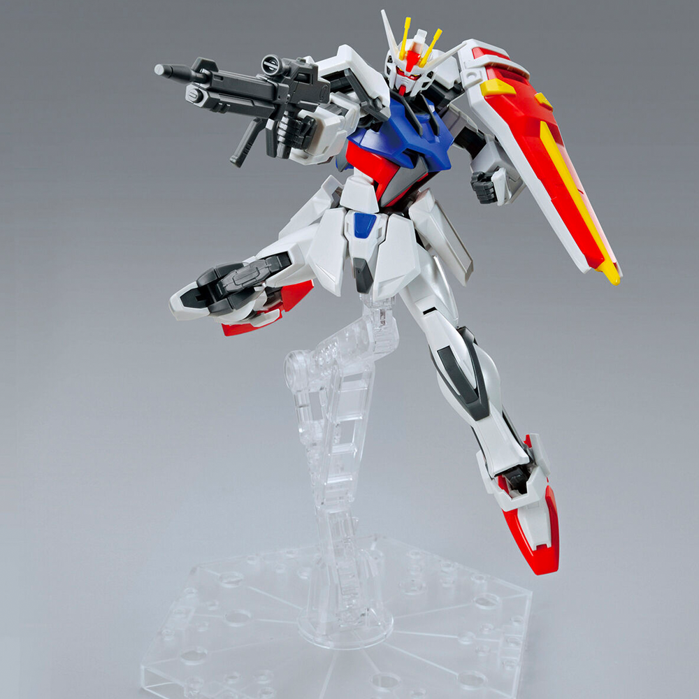 Bandai Spirits: Gundam - 1/144 GAT-X105 Strike Gundam Entry Grade Model Kit (ONLINE ORDER ONLY)